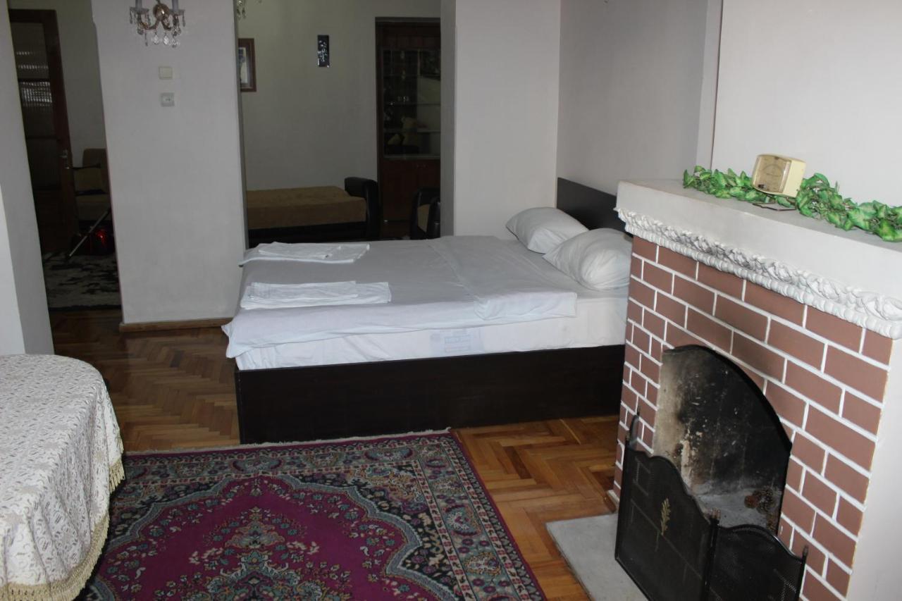 My Warm Guest House Batumi Quarto foto